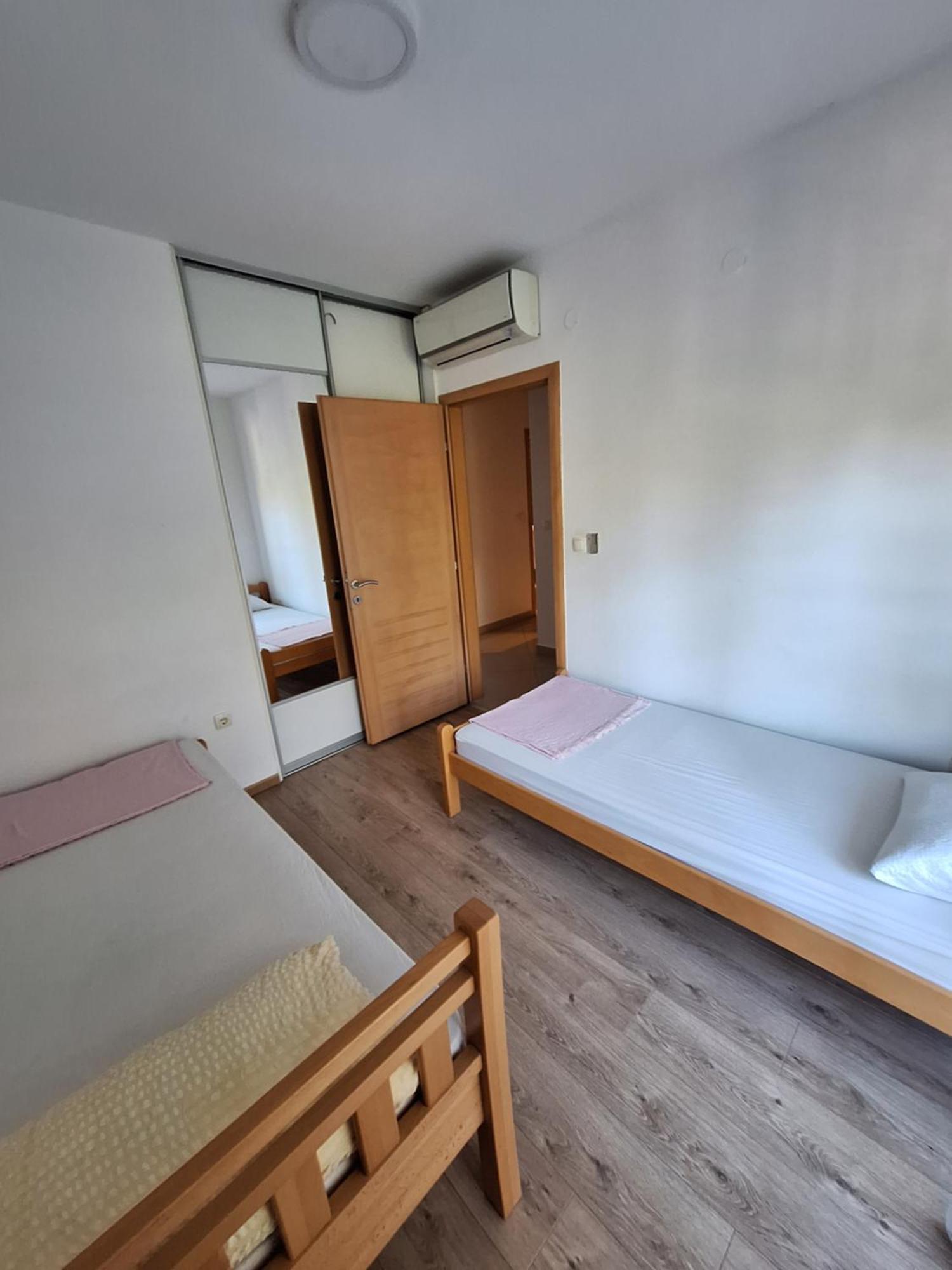 Apartment Enjoy Free Private Parking Mostar Ngoại thất bức ảnh