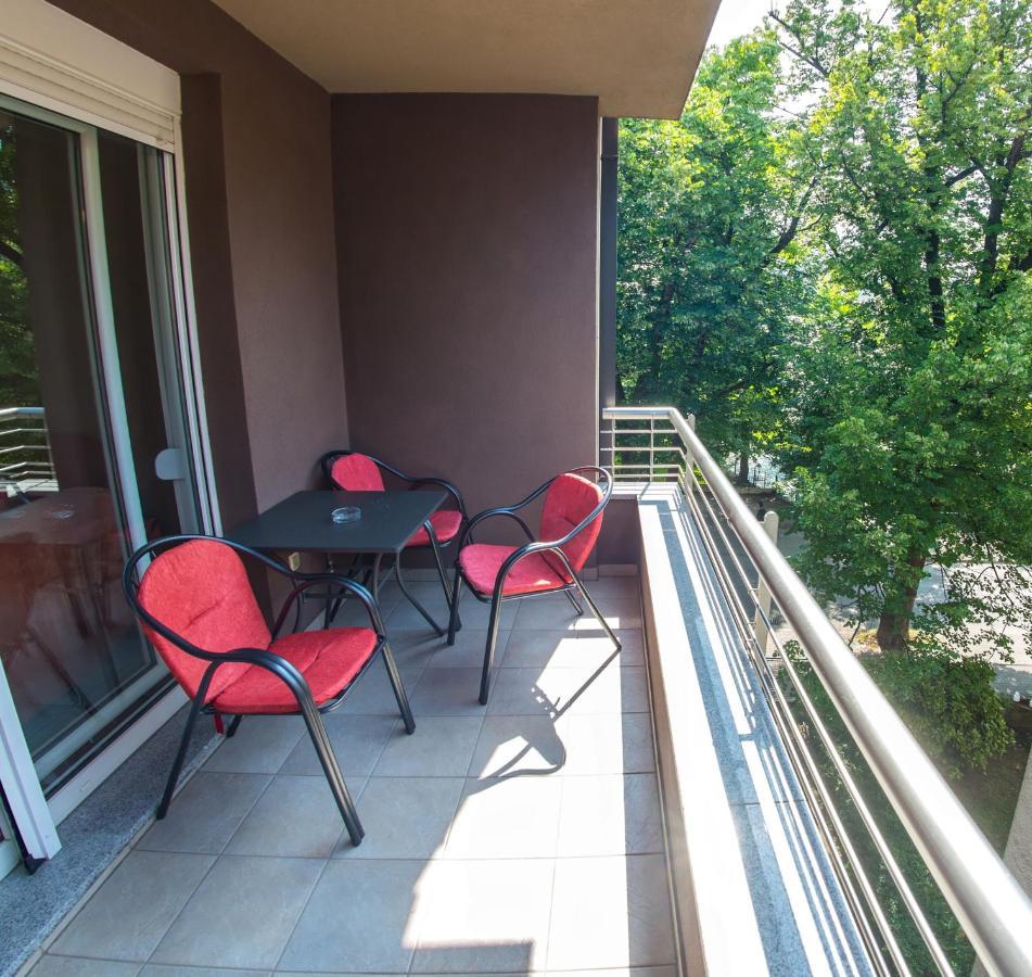 Apartment Enjoy Free Private Parking Mostar Ngoại thất bức ảnh